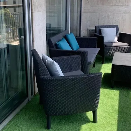 Appartement Luxe 4 Proche Festival A Centre