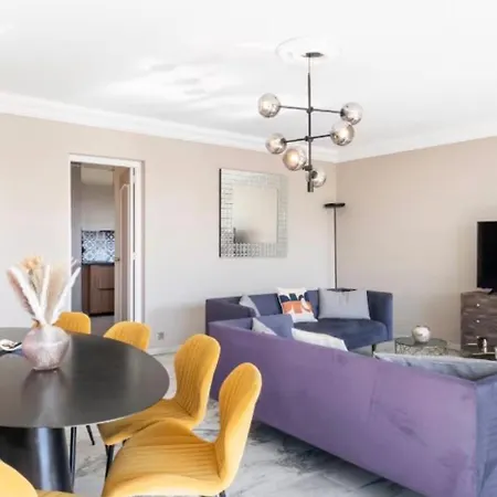 Apartment Luxe 4 Proche Festival A Centre